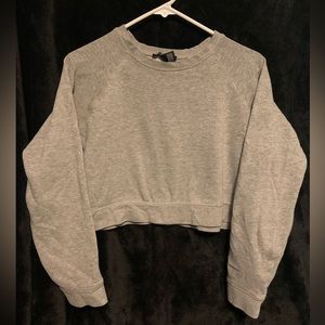 Gray cropped pullover